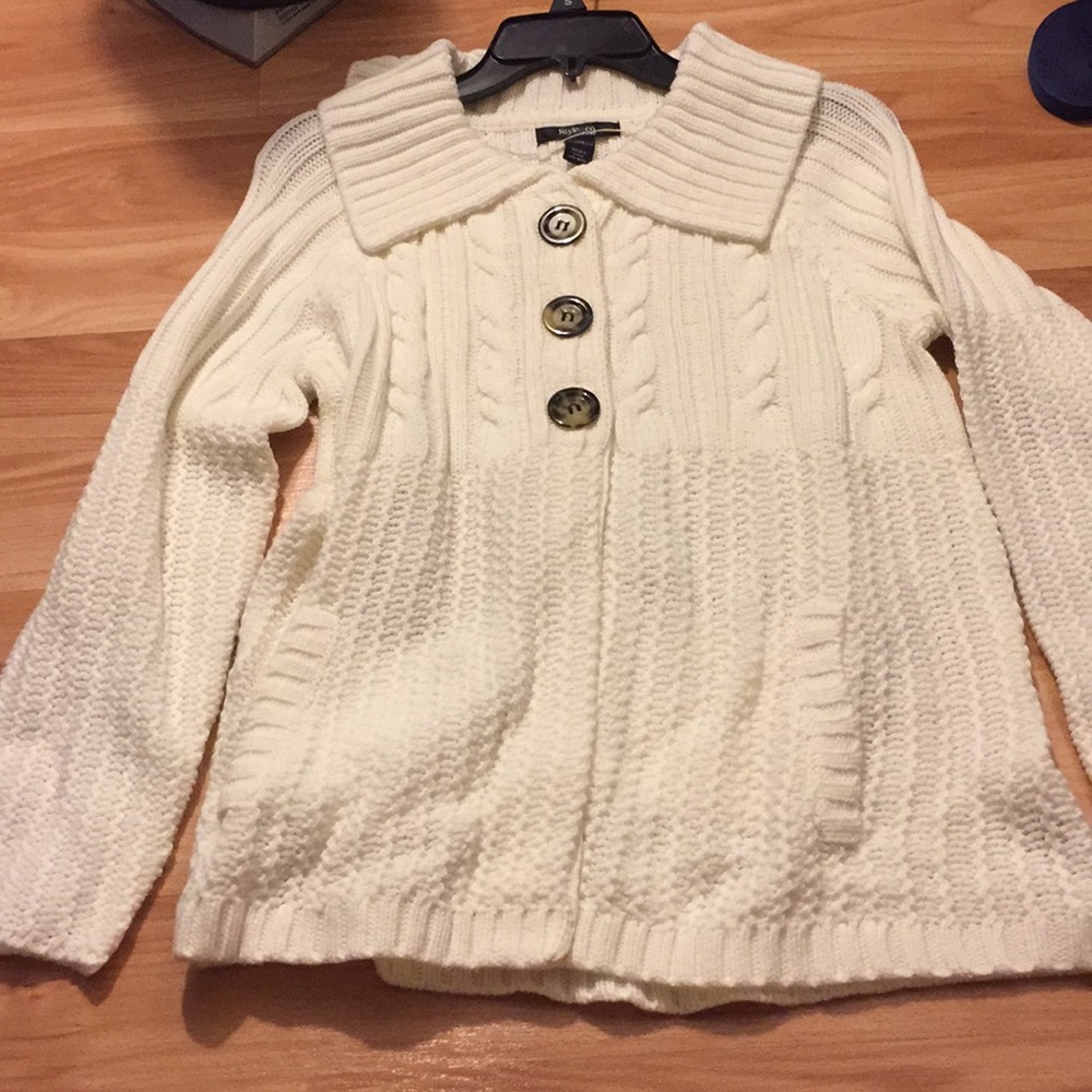 Brand new white coat from Style&co